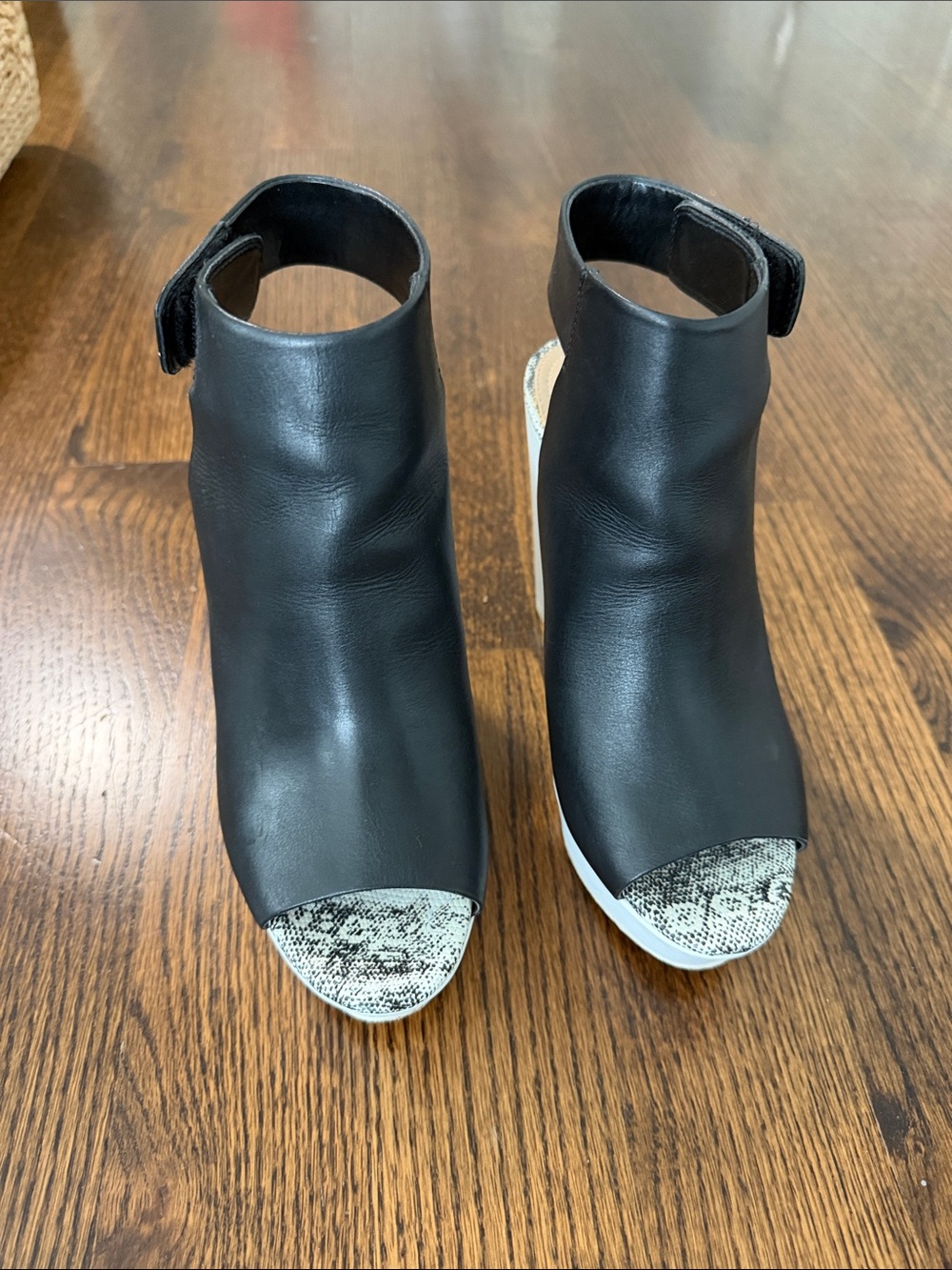 BCBGMaxAzria Black Peep-Toe Wedge Sandals with Snake-Print Insole